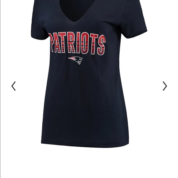 NFL New England Patriots women’s shirt with glitter and choker neckline SZ S NWT - Picture 11 of 11